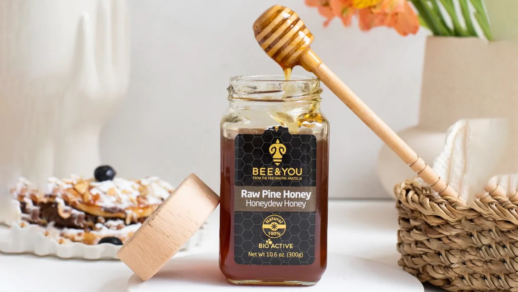 BENEFITS OF RAW HONEY